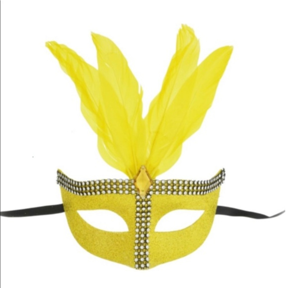 YELLOW MARDI GRAS MASKS NWT